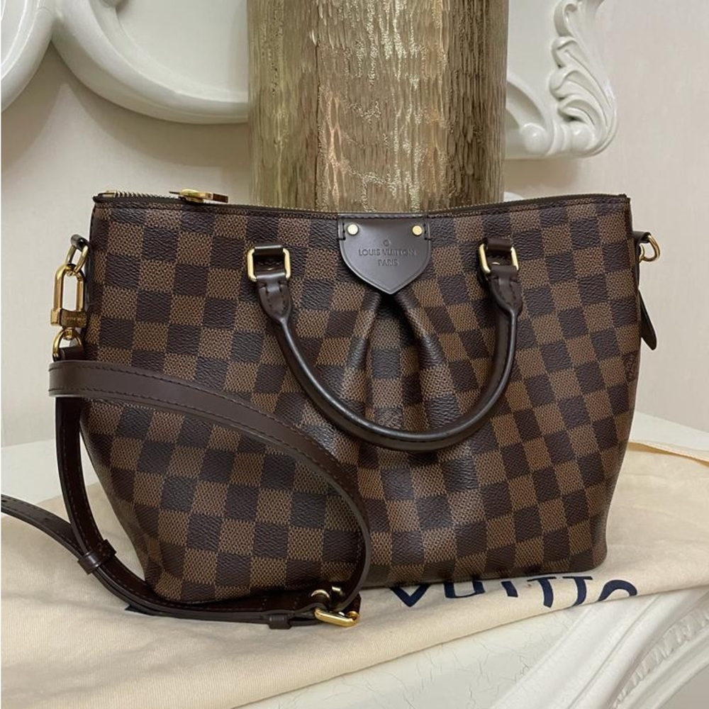 LOUIS VUITTON
Damier Ebene Siena PM